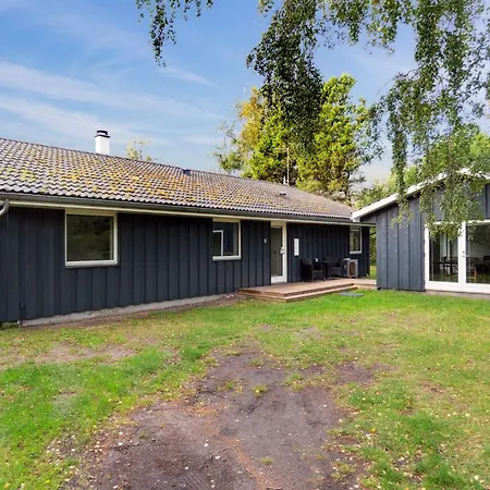 Josina - 675m From The Sea By Interhome *